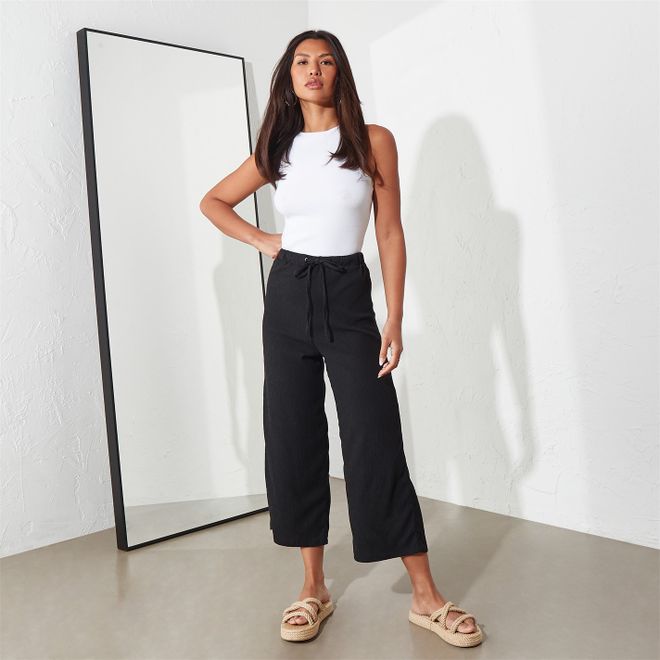 Textured Wide Leg Culotte Trousers