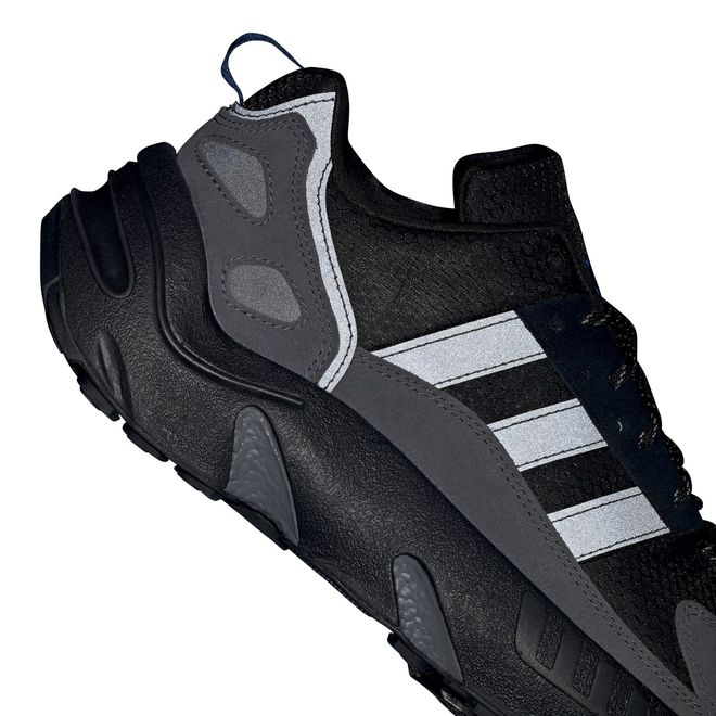 ZX 22 Boost Trainers
